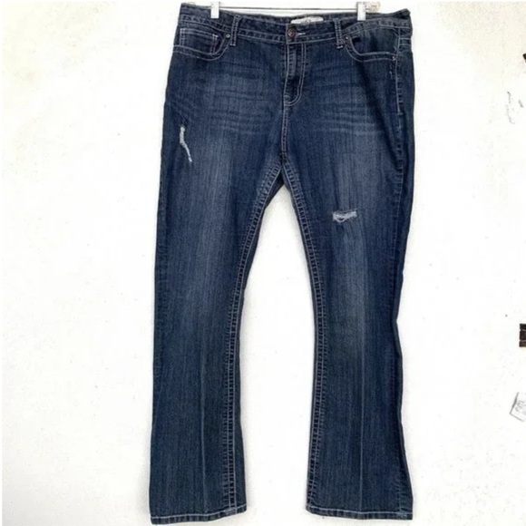 Vigoss Slim Boot Jeans Size 16 Blue Embroidery Distress Stretch 5 Pockets - Picture 2 of 6